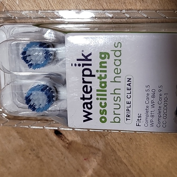 BNWT waterpik brushes. - Picture 5 of 7